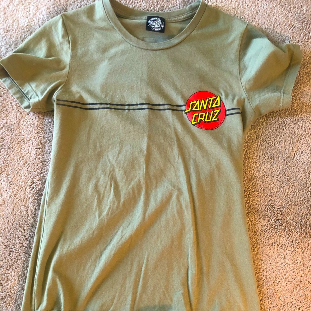 Santa Cruz woman’s tee